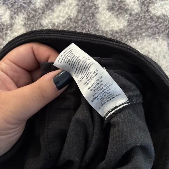 Faherty Orion Velvet Ankle Pants Size Medium Black Tie Waist - Picture 6 of 6